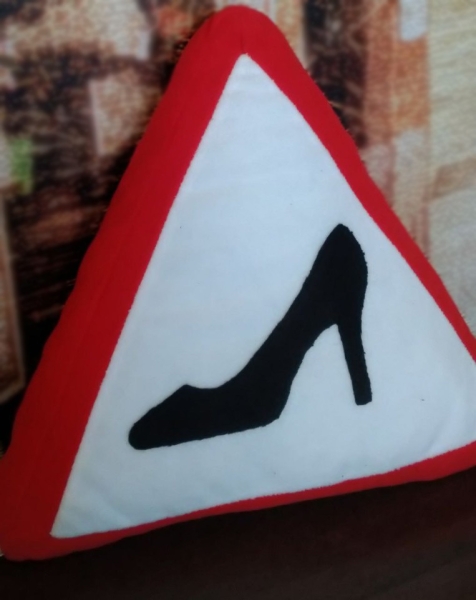 Подушка в автомобиль "Туфелька"