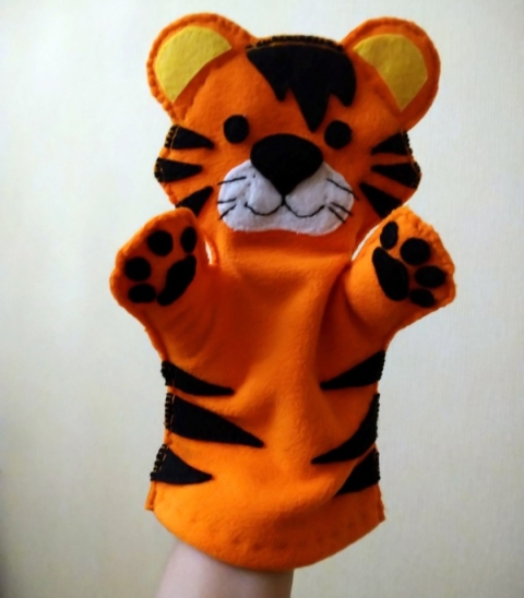 Игрушка - перчатка Тигренок
